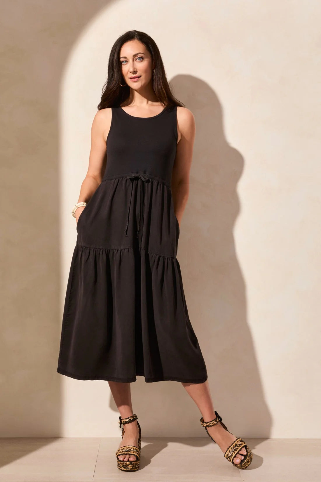 Sleeveless Boat Neck Maxi Dress